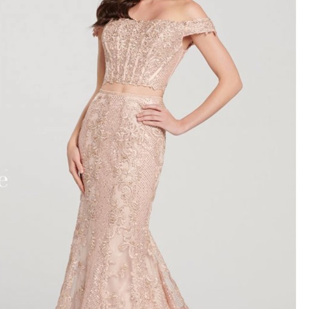 BRAND NEW ELLIE WILDE PROM DRESS
